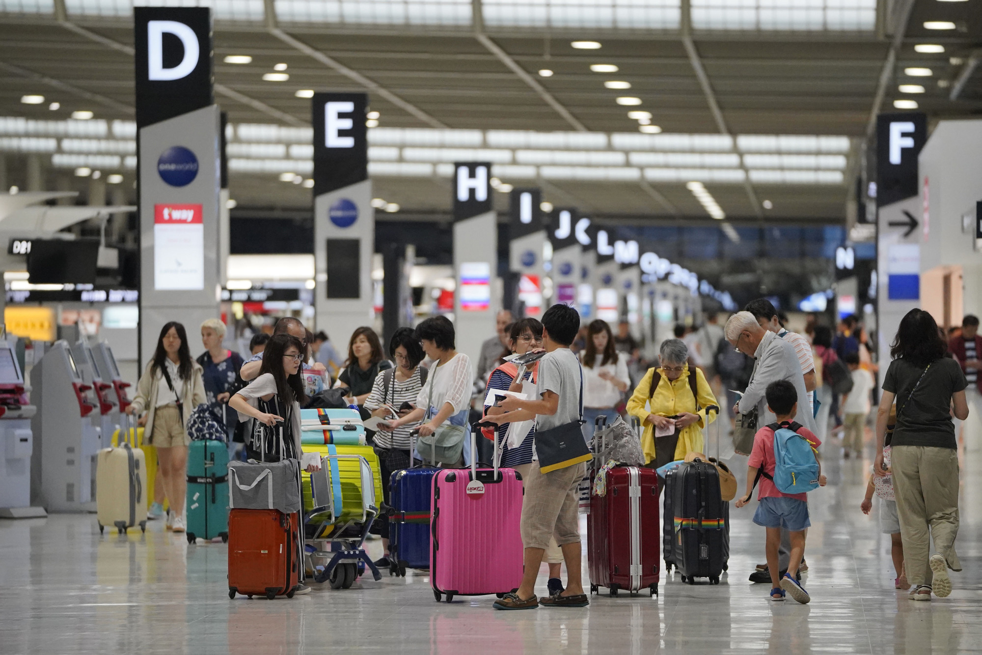 Mengenal Kode DPNA Saat di Bandara